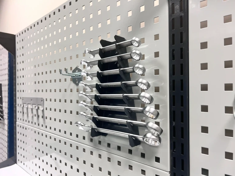 Верстак CTR 1832.S333.13-2F купить в Североморске Верстак CTR 1832.S333.13-2F купить в Североморске