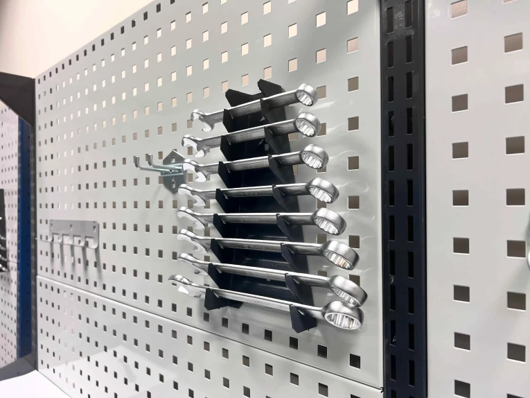 Стол-верстак Craft 1602.L25.5 купить в Североморске Стол-верстак Craft 1602.L25.5 купить в Североморске