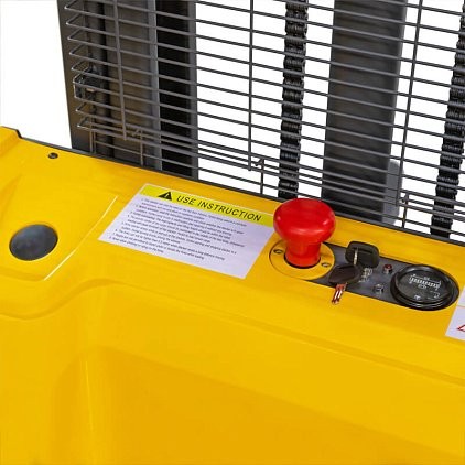 Штабелер электрический самоходный CDD15R-E (N) (1500 кг; 3,3 м; 24В / 105Ач) SMARTLIFT (SMART) купить в Североморске Штабелер электрический самоходный CDD15R-E (N) (1500 кг; 3,3 м; 24В / 105Ач) SMARTLIFT (SMART) купить в Североморске