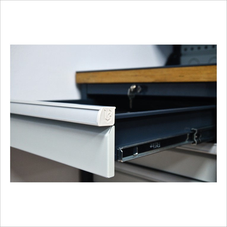 Верстак FBK 205.46.4-1R купить в Североморске Верстак FBK 205.46.4-1R купить в Североморске