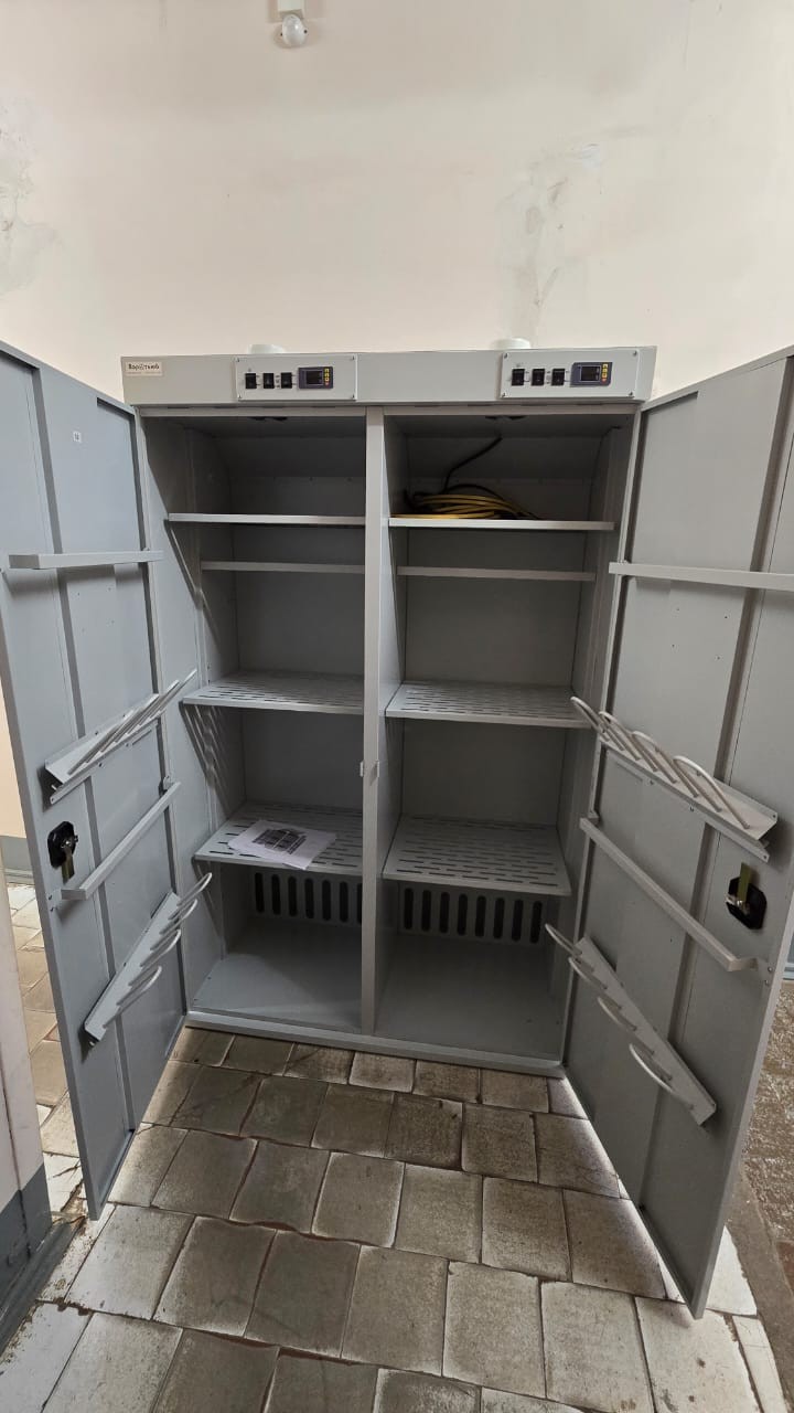 Сушильный шкаф ШС-4 СП3 Ф для одежды, белья и обуви купить в Североморске Сушильный шкаф ШС-4 СП3 Ф для одежды, белья и обуви купить в Североморске