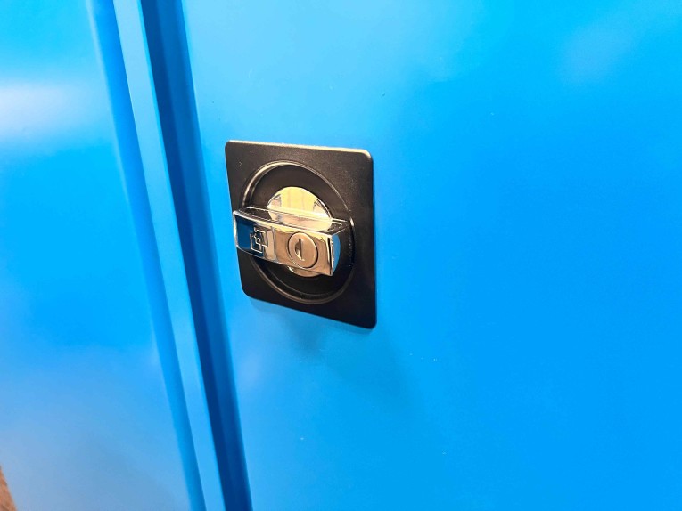 Шкаф инструментальный TNC 101.2B.4S купить в Североморске Шкаф инструментальный TNC 101.2B.4S купить в Североморске