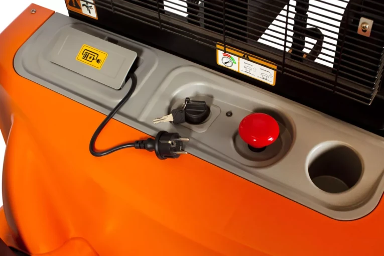 Штабелер электрический самоходный, поводковый 1,5 т - 3,5 м Вилы: 1150 , Гелевая АКБ, WS1535 SIBLINE купить в Североморске