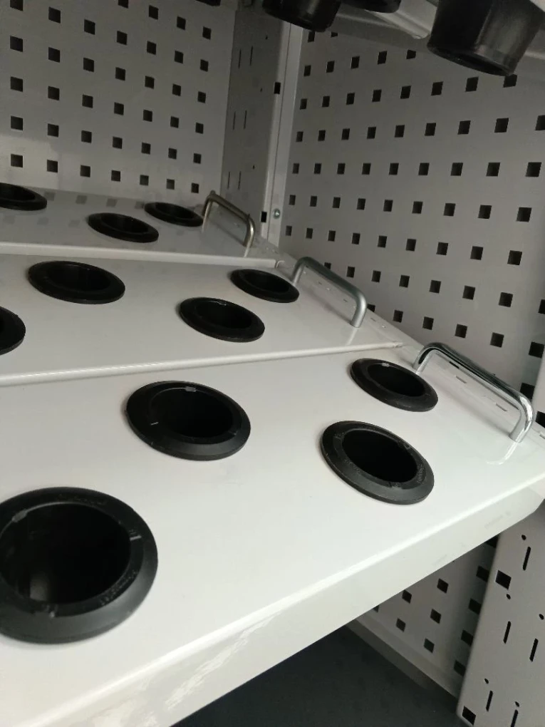 Шкаф инструментальный FBK 20 R.2B2.1S (9403.7503) купить в Североморске